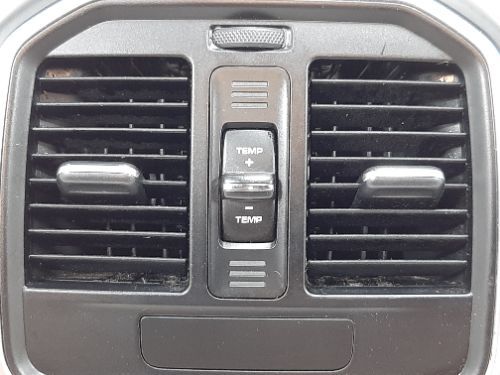 PORSCHE Macan S 95B 2017 Centre Console Air Vents & Trim