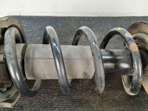 VAUXHALL VIVARO 2900 L1H1 2015 Strut Shock Leg Front Right Side
